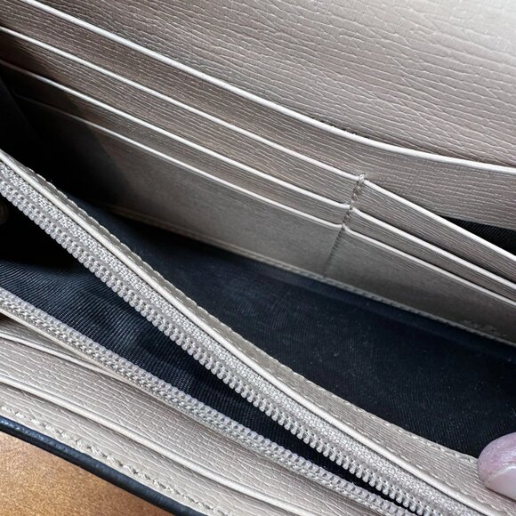 GUCCI Women's Long Wallet Nice Flora Leather White Used - Picture 12 of 12